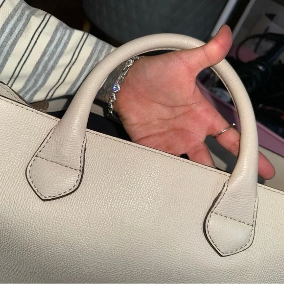 Burberry Beige Leather bag